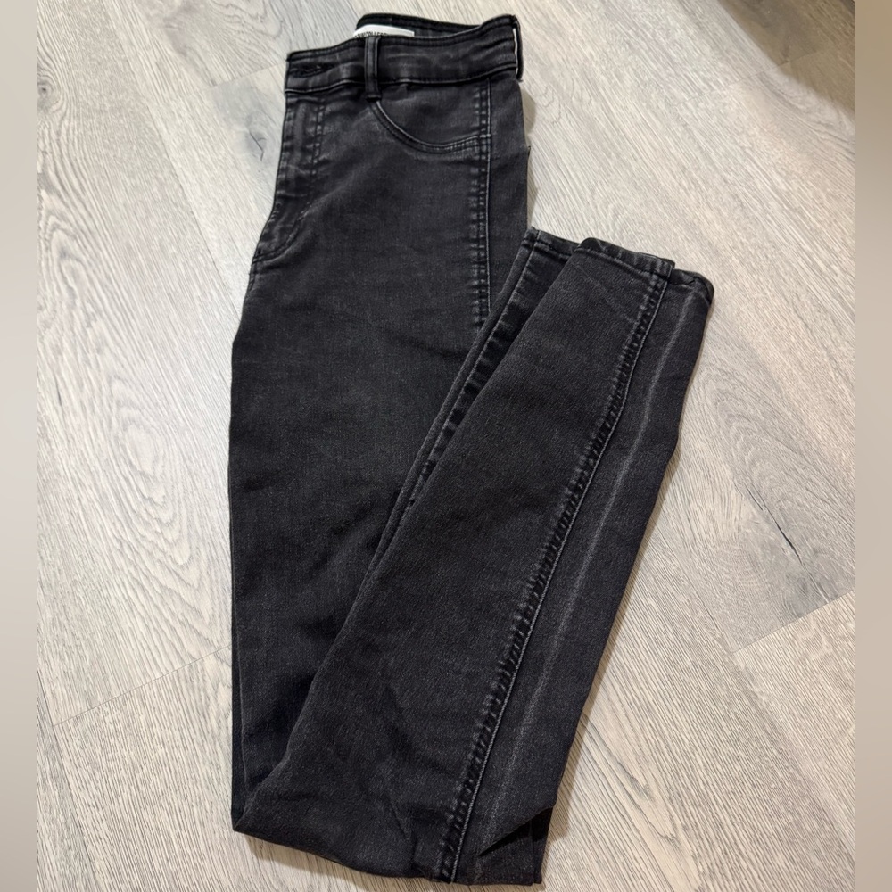 Zara Jean Woman’s Black Pant